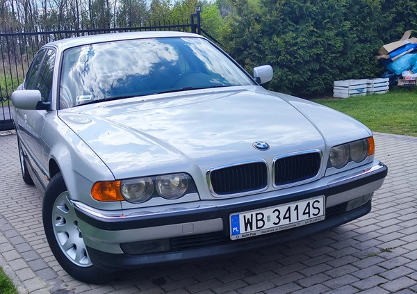 BMW Seria 7 cena 30000 przebieg: 225500, rok produkcji 2000 z Pyrzyce małe 379
